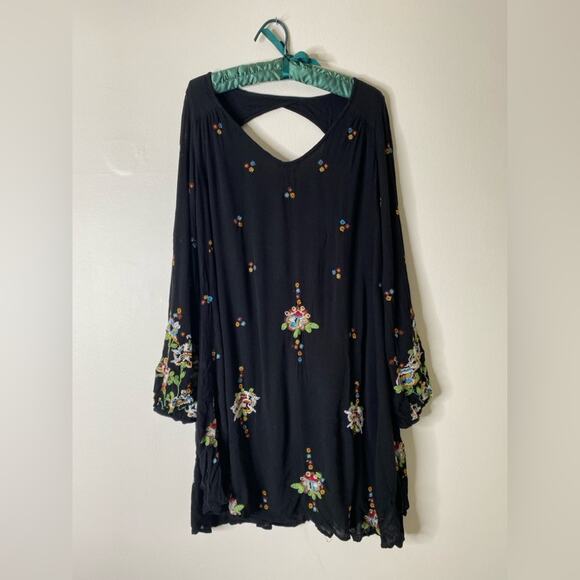Free People Oxford Mini Dress floral bell‎ sleeves open back embroidered flowy - Picture 3 of 9
